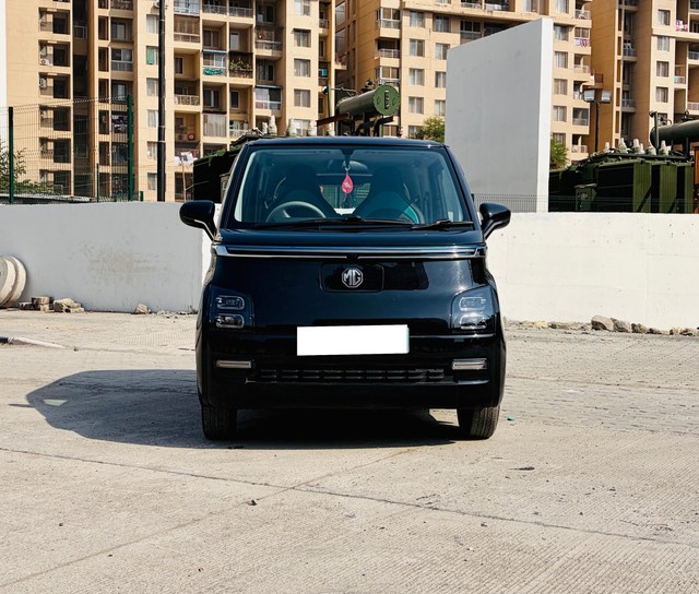 Second-hand 2023 MG Comet EV Play for sale in Pune-18