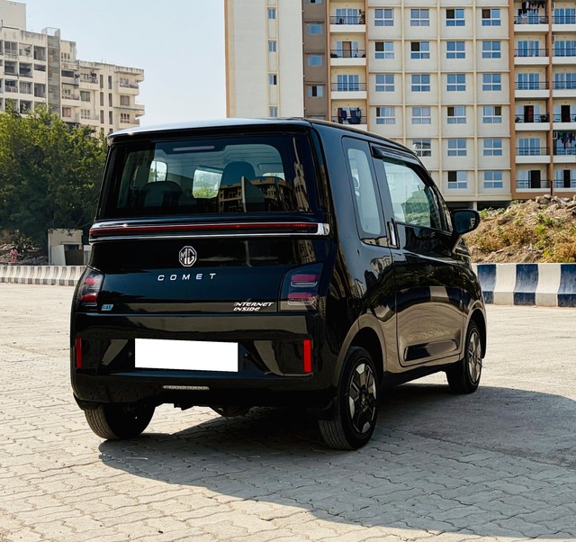 Second-hand 2023 MG Comet EV Play for sale in Pune-16