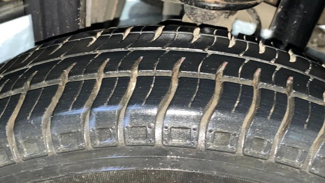 Second-hand 2013 Maruti Suzuki Alto 800 LXI for sale in Howrah-29