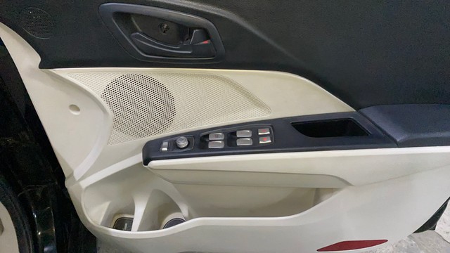 Second-hand 2022 Mahindra XUV300 W4 BSVI for sale in Chandigarh-17