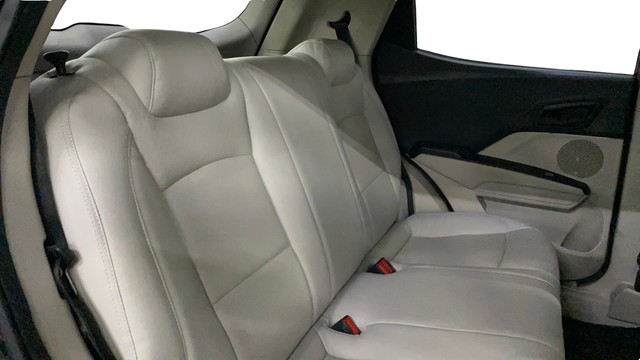 Second-hand 2022 Mahindra XUV300 W4 BSVI for sale in Chandigarh-16