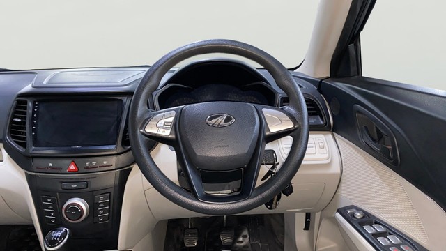 Second-hand 2022 Mahindra XUV300 W4 BSVI for sale in Chandigarh-12