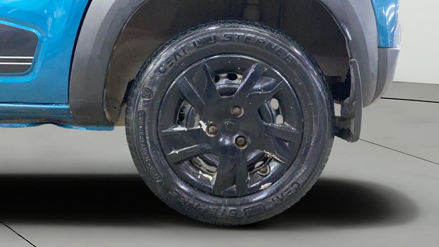 Second-hand 2022 Renault KWID 1.0 RXT BSVI for sale in Indore-26