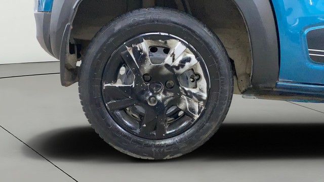 Second-hand 2022 Renault KWID 1.0 RXT BSVI for sale in Indore-24