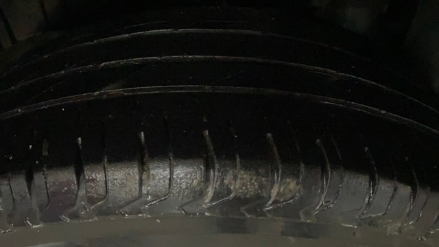 Second-hand 2019 Mahindra XUV300 W8 BSIV for sale in Indore-30