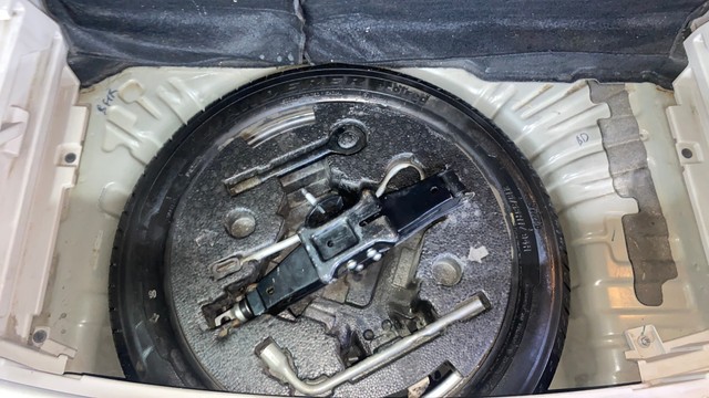 Second-hand 2019 Mahindra XUV300 W8 BSIV for sale in Indore-28