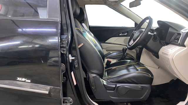 Second-hand 2019 Mahindra XUV300 W8 BSIV for sale in Indore-15