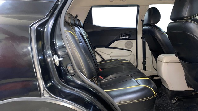 Second-hand 2019 Mahindra XUV300 W8 BSIV for sale in Indore-16