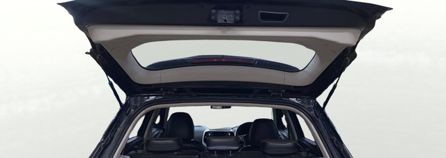 Second-hand 2019 Mahindra XUV300 W8 BSIV for sale in Indore-20