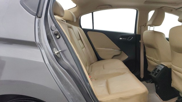 Second-hand 2019 Honda City i-VTEC CVT ZX for sale in Pune-16