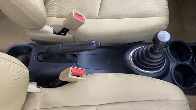 Second-hand 2015 Honda Amaze S i-Dtech for sale in Chennai-13