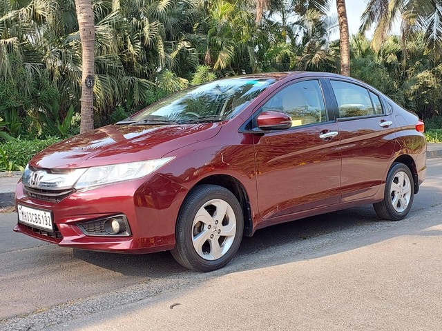 Second-hand 2016 Honda City i VTEC V for sale in Mumbai-9