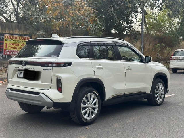 Second-hand 2024 Maruti Suzuki Grand Vitara Sigma for sale in New Delhi-6