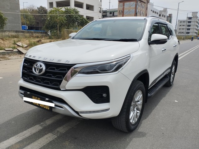 Toyota Fortuner 4X4 Diesel AT BSVI Second-hand 2022 Toyota Fortuner 4X4 Diesel AT BSVI for sale in New Delhi-3