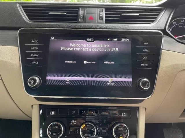 Second-hand 2018 Skoda Superb Style 1.8 TSI AT for sale in Mumbai-11