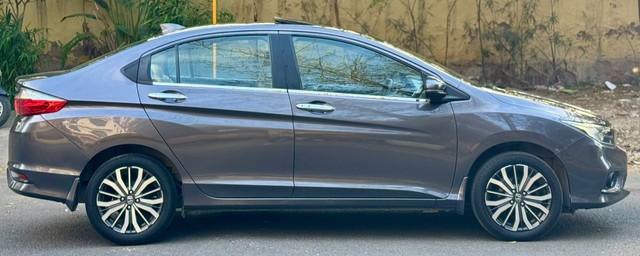 Second-hand 2019 Honda City i-VTEC CVT VX for sale in New Delhi-1