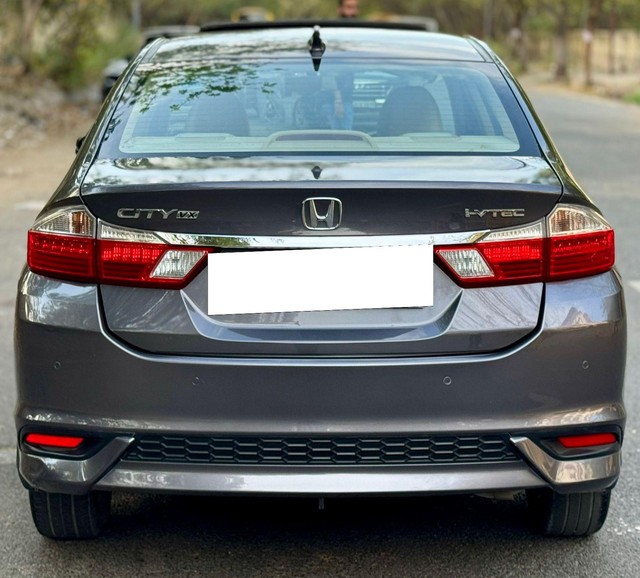 Second-hand 2019 Honda City i-VTEC CVT VX for sale in New Delhi-3