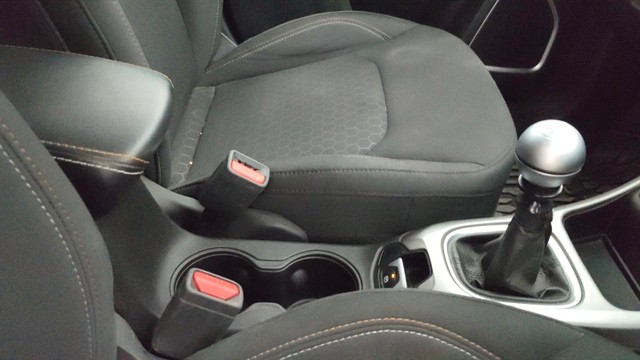 Second-hand 2019 Jeep Compass 2.0 Sport for sale in Pune-13