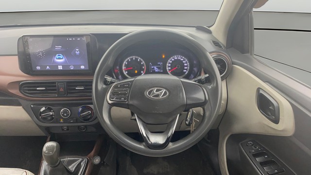 Second-hand 2021 Hyundai Aura S CNG for sale in New Delhi-12