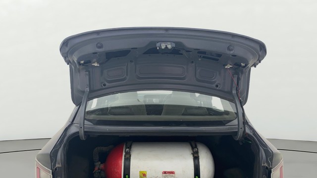 Second-hand 2021 Hyundai Aura S CNG for sale in New Delhi-20