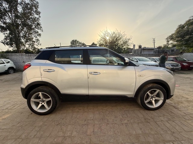 Second-hand 2019 Mahindra XUV300 W6 Diesel BSIV for sale in Ludhiana-7