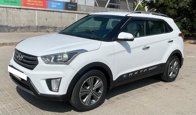 Second-hand 2017 Hyundai Creta 1.6 VTVT AT SX Plus for sale in Ahmedabad-9