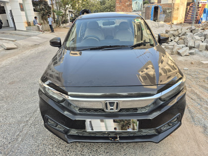 Second-hand 2019 Honda Amaze VX Opt Petrol BSIV for sale in Hyderabad