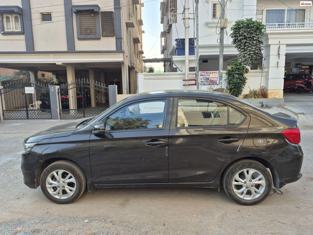 Second-hand 2019 Honda Amaze VX Opt Petrol BSIV for sale in Hyderabad-2