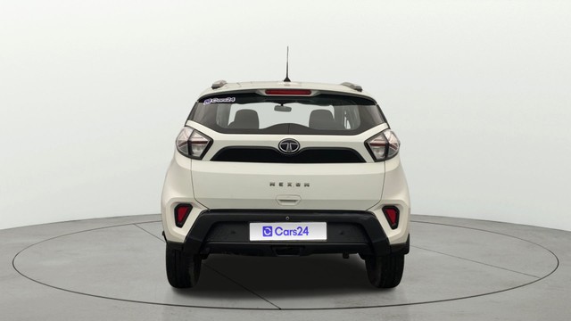 Second-hand 2022 Tata Nexon XM Diesel BSVI for sale in Lucknow-3