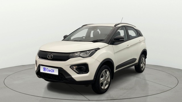 Second-hand 2022 Tata Nexon XM Diesel BSVI for sale in Lucknow-6