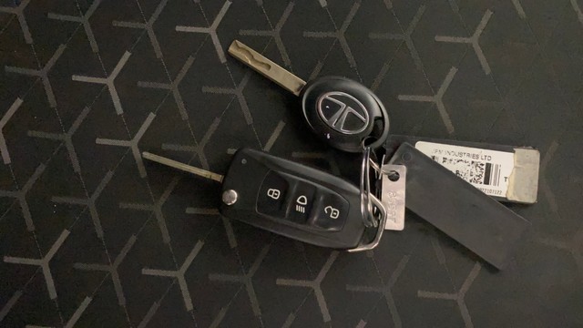 Second-hand 2022 Tata Nexon XM Diesel BSVI for sale in Lucknow-21