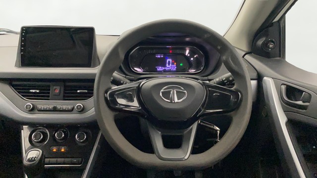 Second-hand 2022 Tata Nexon XM Diesel BSVI for sale in Lucknow-12