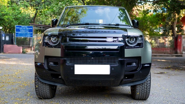 Second-hand 2026 Land Rover Defender 5.0 l V8 Petrol 110 X-Dynamic HSE for sale in New Delhi-3