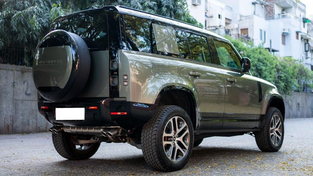 Second-hand 2026 Land Rover Defender 5.0 l V8 Petrol 110 X-Dynamic HSE for sale in New Delhi-14