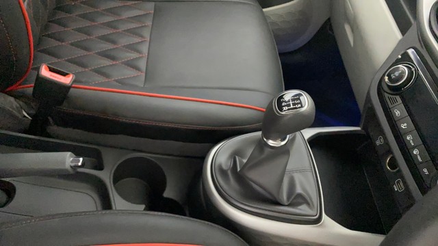Second-hand 2023 Hyundai Grand i10 Nios Asta for sale in Thane-13