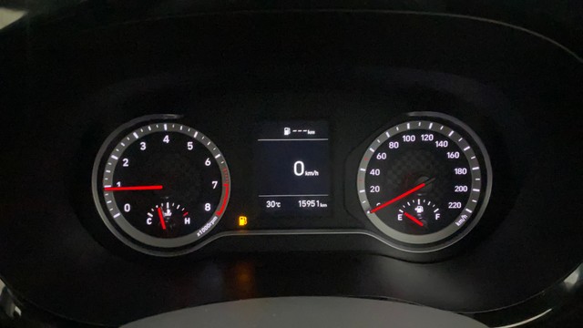 Second-hand 2023 Hyundai Grand i10 Nios Asta for sale in Thane-11