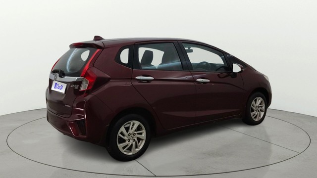 Second-hand 2015 Honda Jazz 1.2 V i VTEC for sale in Pune-2