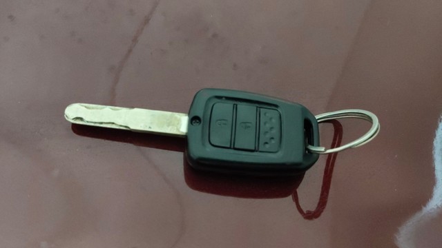 Second-hand 2015 Honda Jazz 1.2 V i VTEC for sale in Pune-21