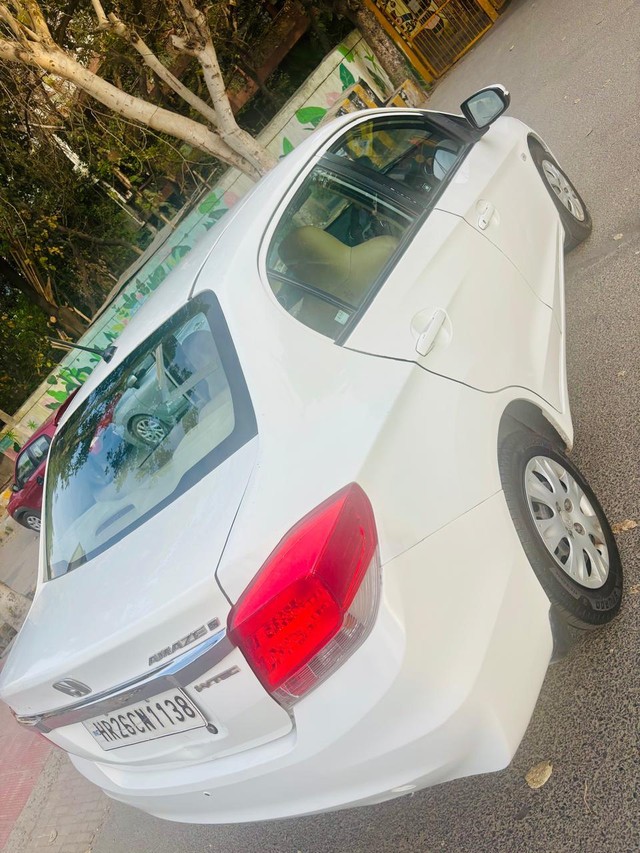 Second-hand 2015 Honda Amaze S i-Vtech for sale in Noida-4
