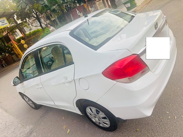 Second-hand 2015 Honda Amaze S i-Vtech for sale in Noida-8