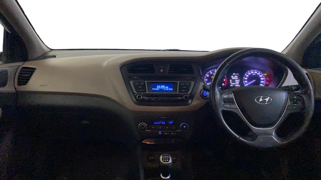 Hyundai i20 Asta 1.2 Second-hand 2015 Hyundai i20 Asta 1.2 for sale in Noida-10