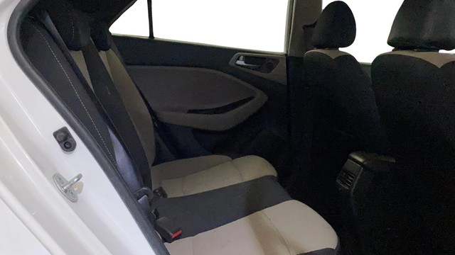 Hyundai i20 Asta 1.2 Second-hand 2015 Hyundai i20 Asta 1.2 for sale in Noida-16