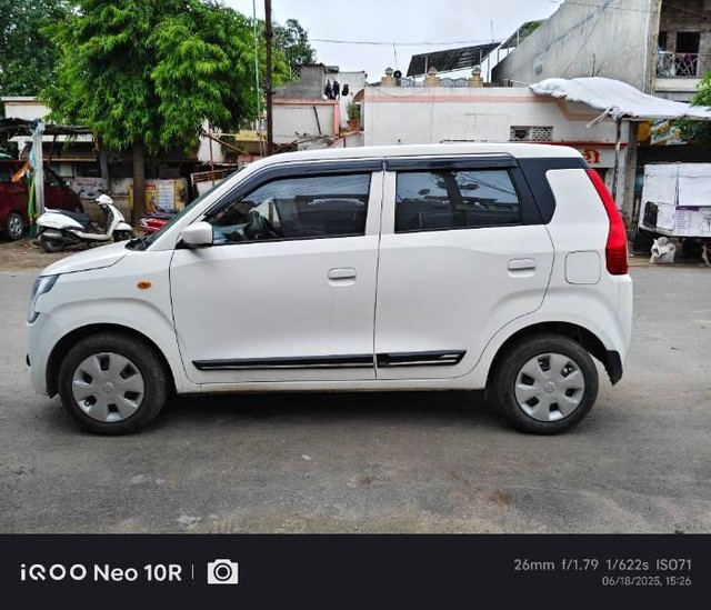 Second-hand 2023 Maruti Suzuki Wagon R VXI CNG for sale in Jamnagar-3