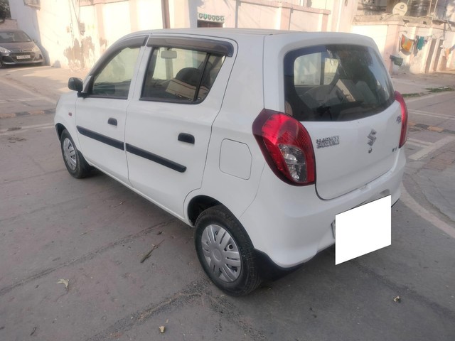 Second-hand 2017 Maruti Suzuki Alto 800 LX for sale in New Delhi-3