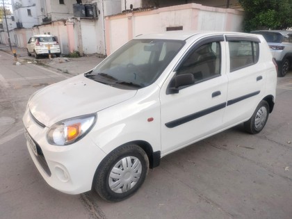 Second-hand 2017 Maruti Suzuki Alto 800 LX for sale in New Delhi