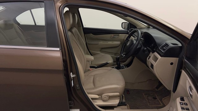 Second-hand 2015 Maruti Suzuki Ciaz ZXi for sale in Bangalore-33