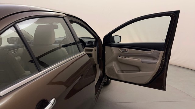 Second-hand 2015 Maruti Suzuki Ciaz ZXi for sale in Bangalore-16