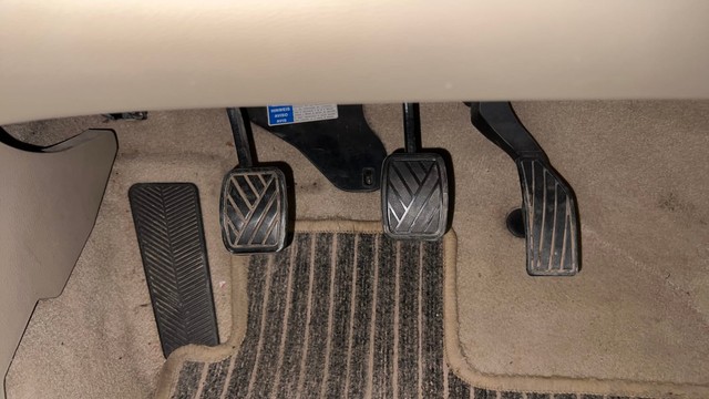 Second-hand 2015 Maruti Suzuki Ciaz ZXi for sale in Bangalore-14