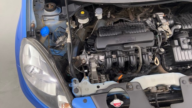 Second-hand 2013 Honda Brio S MT for sale in Pune-32