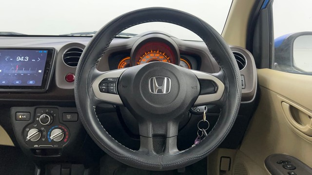Second-hand 2013 Honda Brio S MT for sale in Pune-26